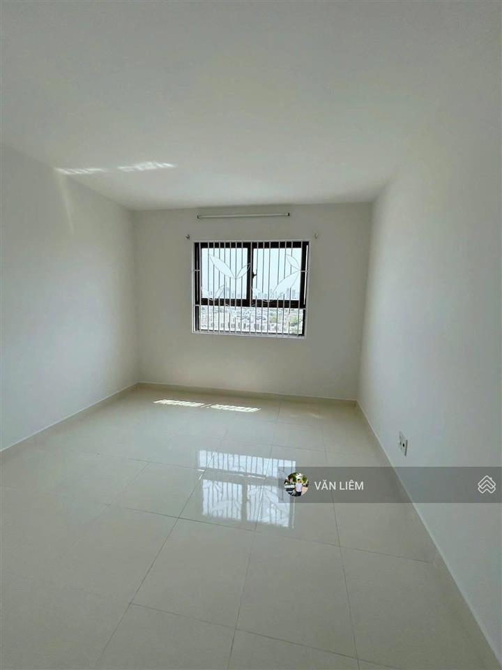 Hàng hiếm  bán căn hộ chung cư xh1 vcn phước long 2
 diện tích 66.06 m  tầng trung có 2 ph
