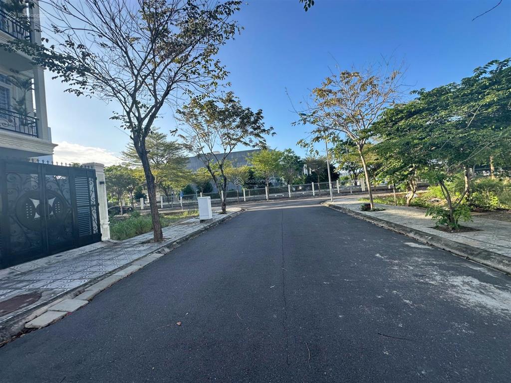 An bình tân đối diện công viên, 80m² hướng tây nam, sổ hồng riêng, view công viên