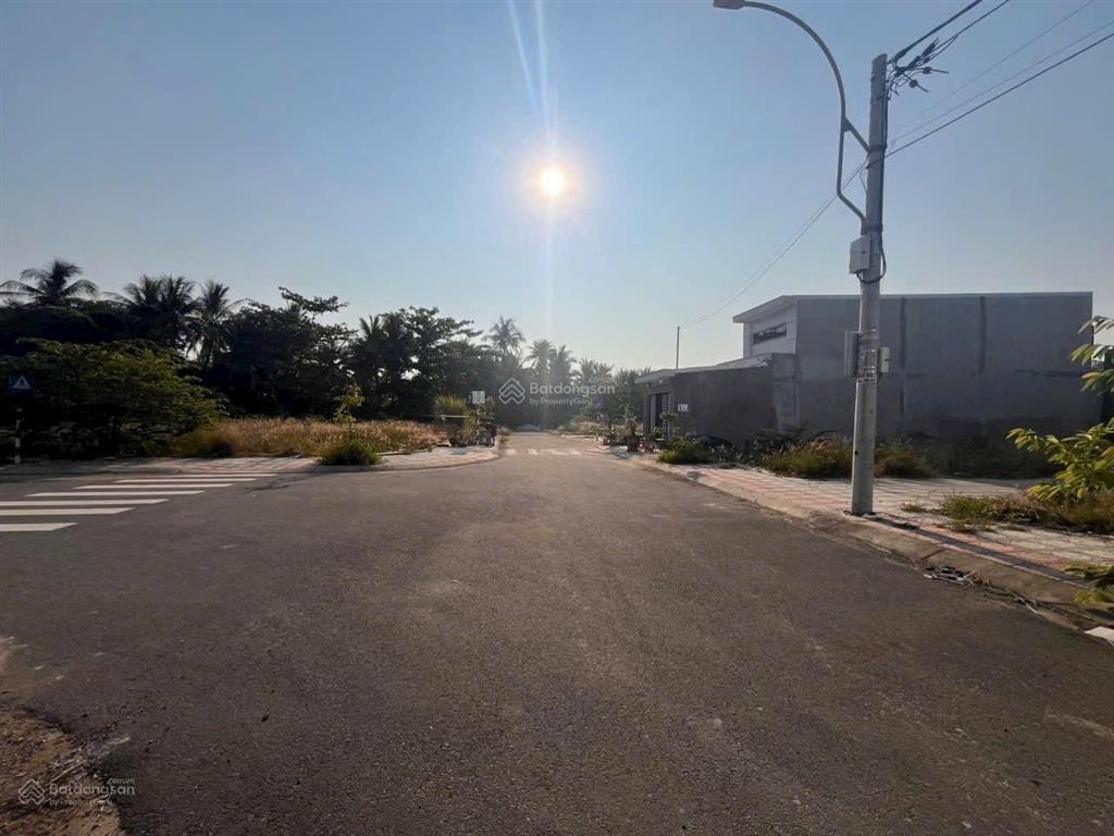 Lô góc đối diện công viên tđc ngọc hiệp, cơ hội đầu tư hiếm! sở hữu vị trí đẹp ngay đối