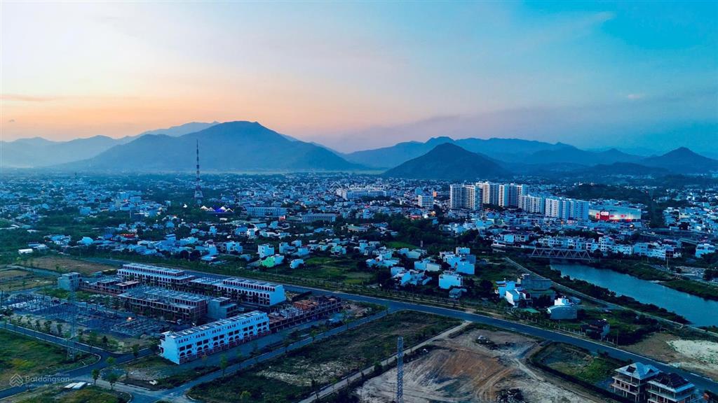 Bán lô đất đẹp vĩnh châu, vĩnh hiệp tây nha trang | giá chỉ 2 tỷ 490 khu dân cư hiện hữu