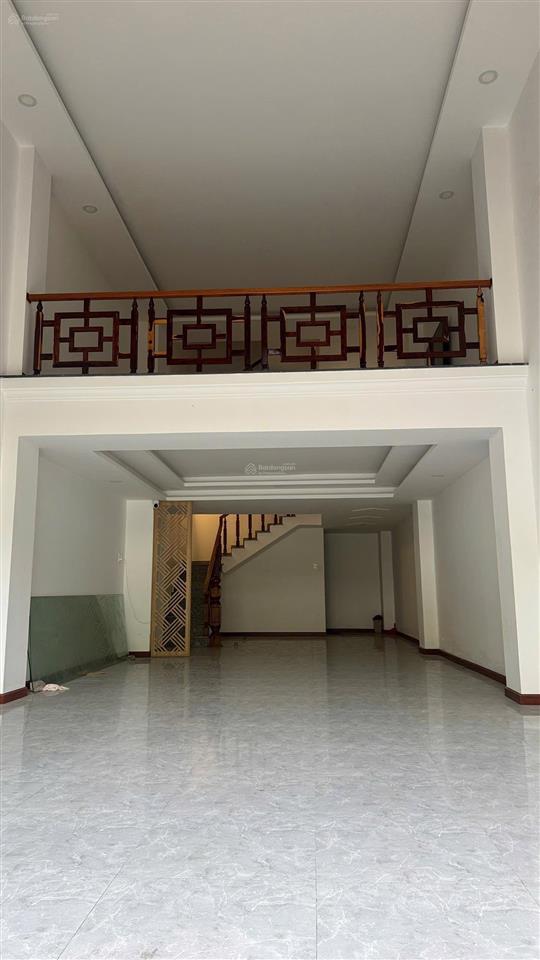 Bán nhà đường trường sơn nha trang vị trí đẹp, đường nhựa rộng 13m, khu dân cư văn minh