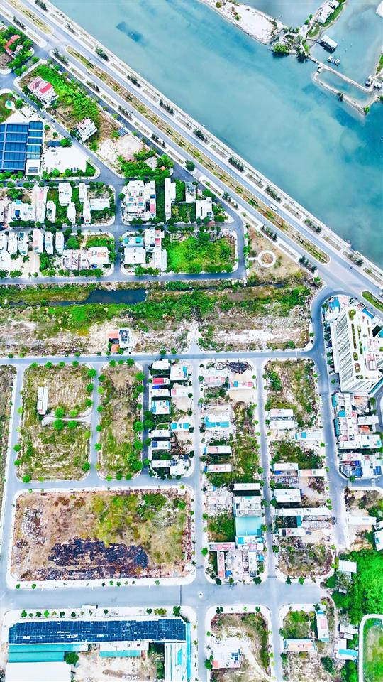 Lô đẹp kđt hoàng long mua xây nhà ngay kđt hoàng long khu dân cư hiện hữu, chỉ 4.9 tỷ
