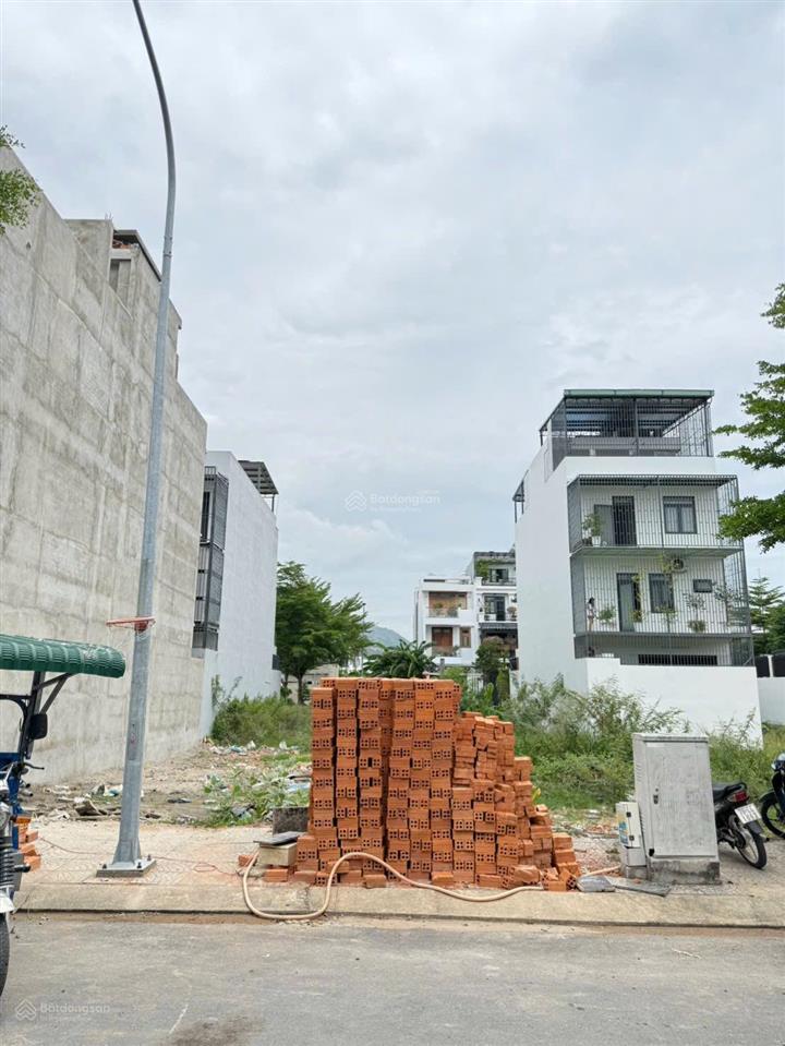 Bán đất khu đô thị mỹ gia  gói 5 đường rộng 14m giá chỉ 4 tỷ 450 bao tất cả chi phí