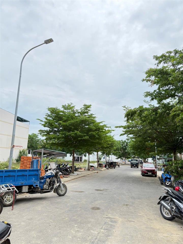 Bán đất khu đô thị mỹ gia  gói 5 đường rộng 14m giá chỉ 4 tỷ 450 bao tất cả chi phí