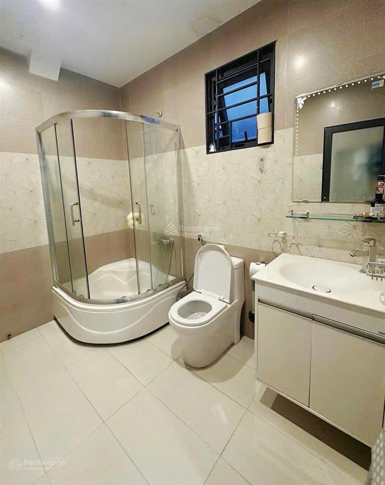 Hạ giá cho thuê nhanh nhà kđt phước long a nhà 3 tầng sạch đẹp dọn vào ở ngay kđt