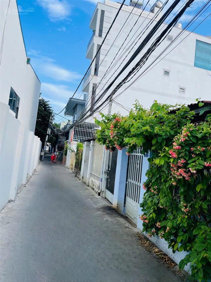 Giá tốt đất hẻm lê hồng phong, phước hải nha trang vị trí đẹp