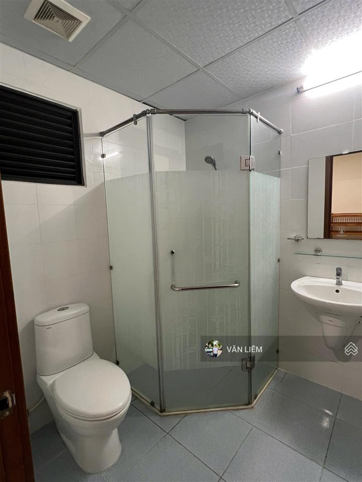 Xoay dòng tiền hạ giá bán gấp căn góc chung cư xh1. dt 70m2 view công viên và sun gruop
căn 2 pngủ