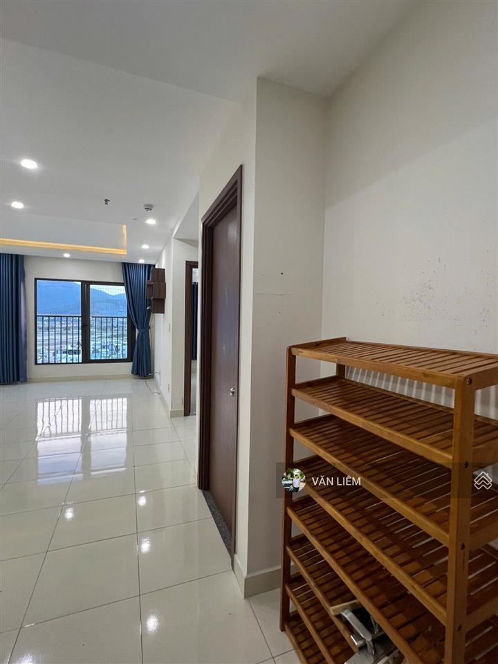 Xoay dòng tiền hạ giá bán gấp căn góc chung cư xh1. dt 70m2 view công viên và sun gruop
căn 2 pngủ