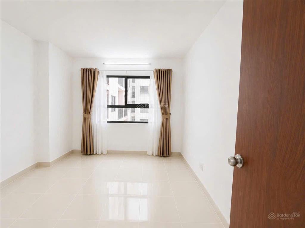 Bán gấp căn hộ xh2 vcn phước long chỉ 2,48 tỷ diện tích 64,2m2 2pn view công viên