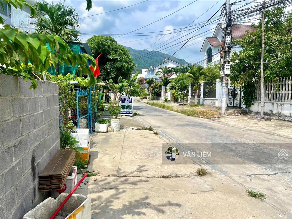 Mặt tiền lư giang đất trung tâm phước đồng ngang 10m, có thể tách 2 lô