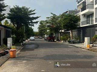 Bán lô gói 5 kdt thái hưng
diện tích  100m2 lô sạch đường nội bộ 82.
đường hiện trạng 14m hướng tâ