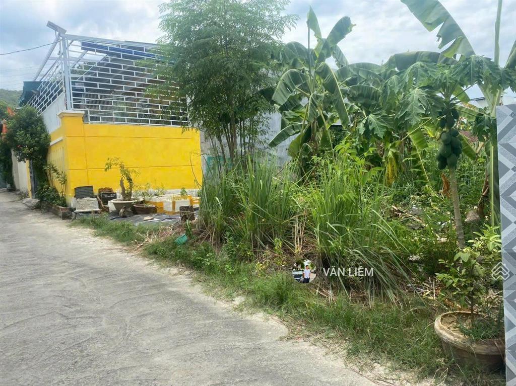 Đất gần đường thái khang giá chỉ 2,1 tỷ vị trí đẹp, cách đường thái khang chỉ vài bước