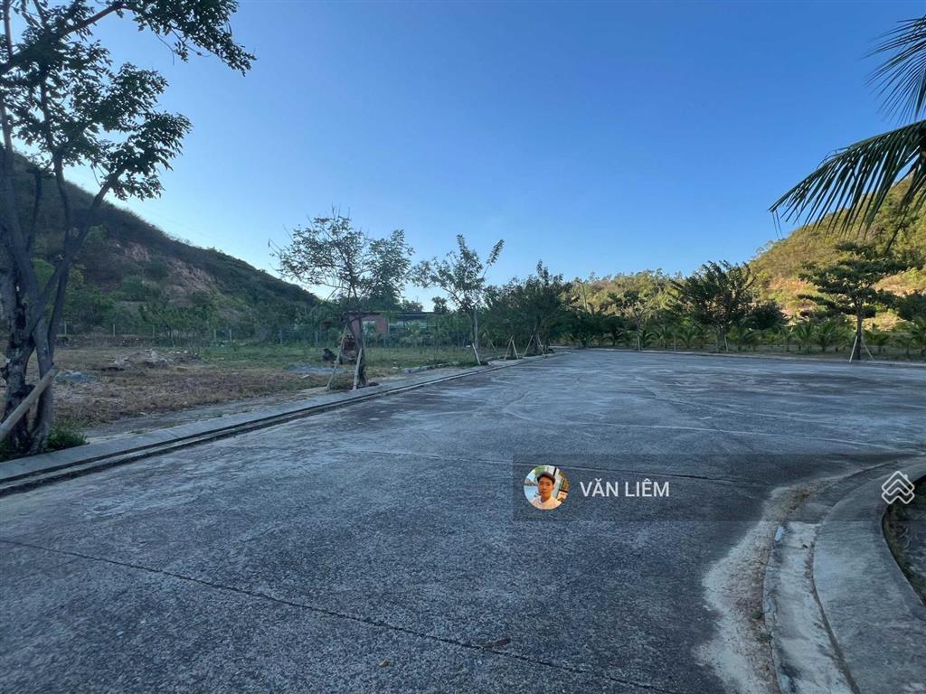 Lô đất biệt thự giáng hương gần trung tâm tp nha trang.  dt 275m2