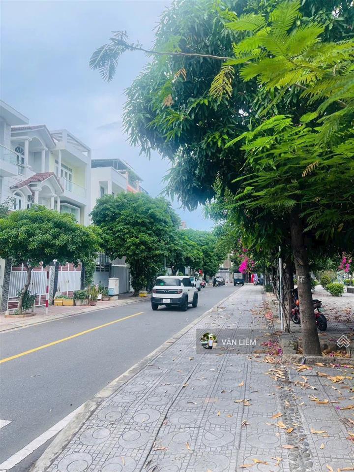 Bán đất kđt hà quang 2 đường 8b đối diện công viên diện tích 80m (ngang 4m) hướng