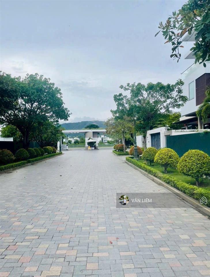 Bán lô góc biệt thự vip vcn phước hải 397m, ngang bám đường hơn 38m chỉ 75 triệu/m