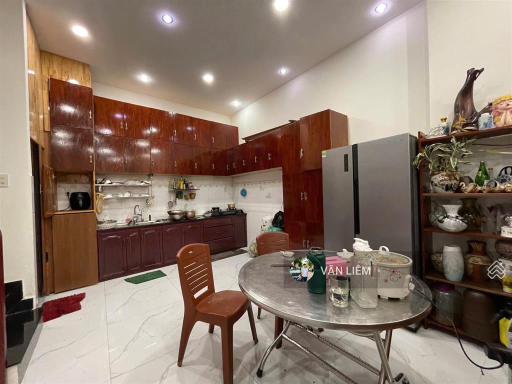 Bán nhà 3 tầng khu đô thị phước long a (có sổ hồng)  giá 9,2 tỷ  diện tích 96,9 m2 (ngang 5m)