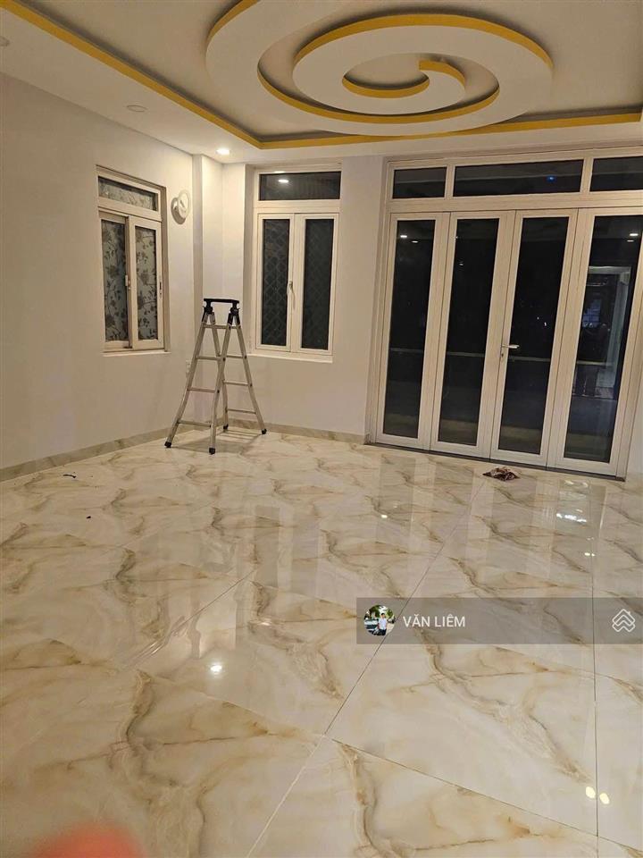 Cho thuê nhà mới, đẹp, thoáng mát tại mỹ gia gói 5  giá 15tr/th