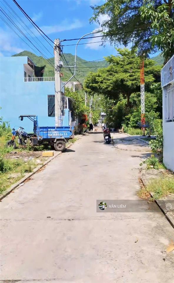 Giá 2,2 tỷ sổ riêng 65m kdc đất lành! hàng đẹp giá mềm khu dân cư hiện hữu! 65