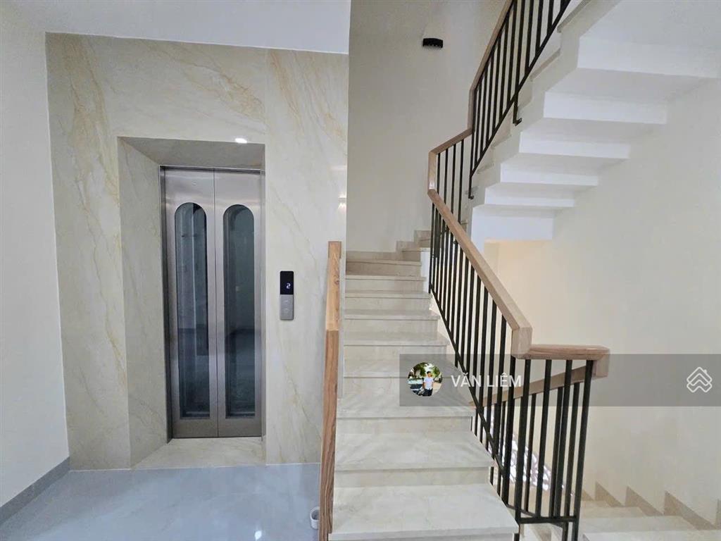Biệt thự cao cấp ocean view nha trang  diện tích đất 772,2m2 (ngang 40m)  kết cấu 3 tầng kiên cố