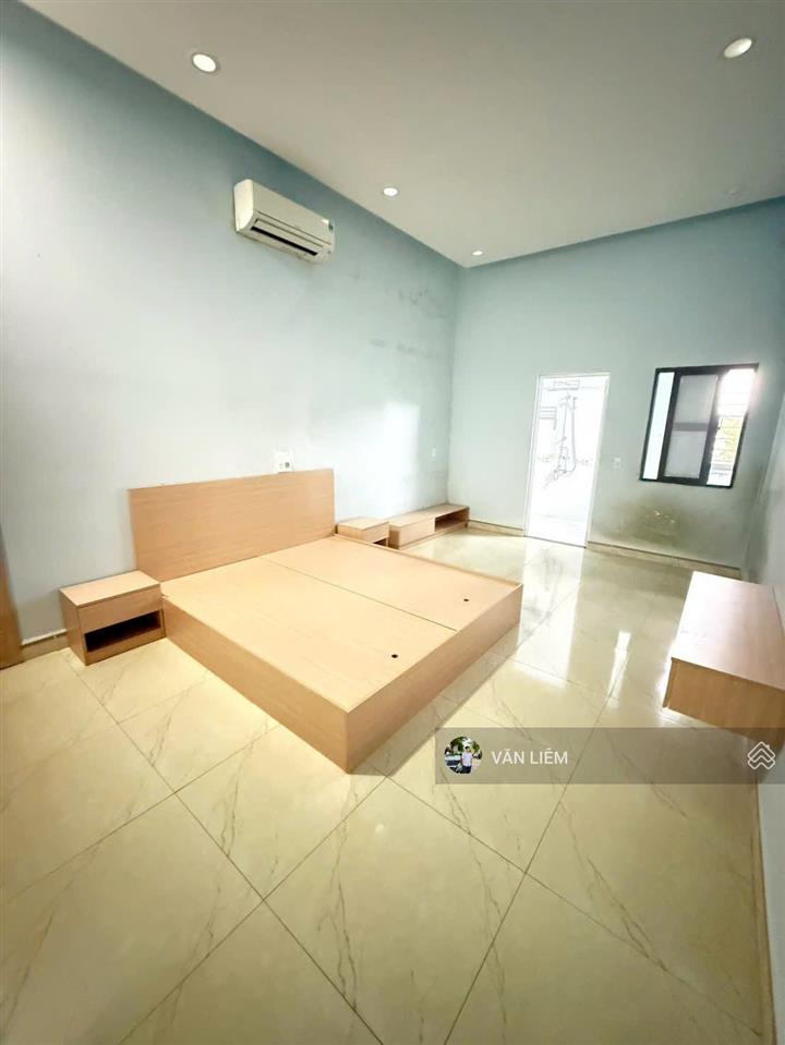 Cần cho thuê nhà 3 tầng tđc hòn rớ 2  nhà gồm phòng khách, phòng thờ, sân phơi 4 phòng ngủ, 5wc
