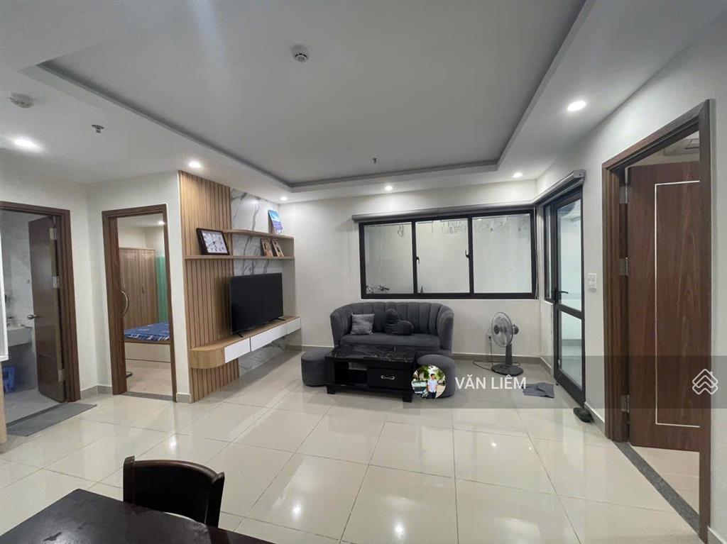 Hạ còn 3 tỷ  căn góc 2pn 2vs ct4 vcn phước hải
diện tích  66m2 (dt tim tường 71m2) ban công đô