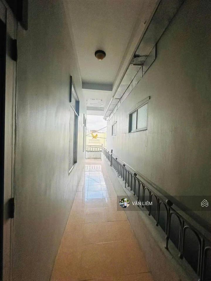 Cho thuê nhà 1 trệt 2 lầu hòn rớ 90m8 triệu vị trí cạnh ngã 4, thuận tiện sinh hoạt, phù