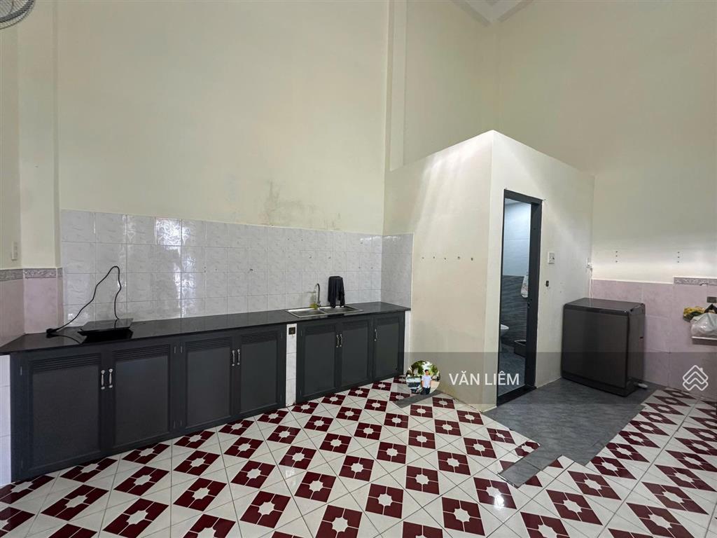 Cho thuê nhà nguyên căn có gác lửng mặt tiền đường phan huy ích hòn rớ 1 giá 10tr/tháng