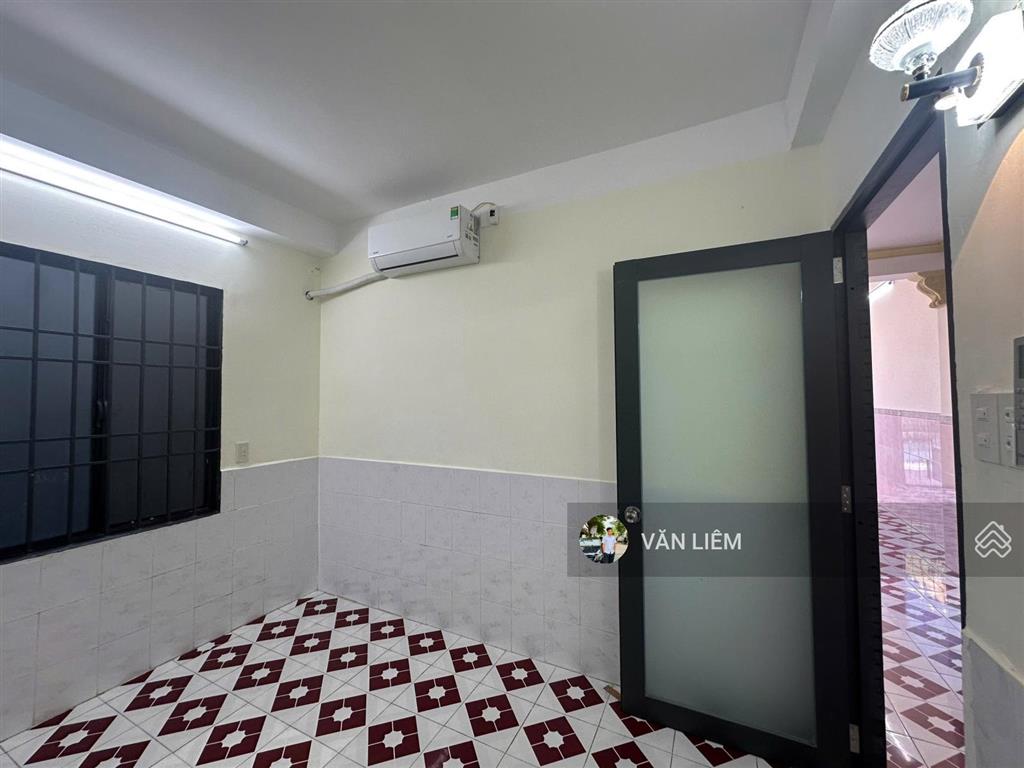 Cho thuê nhà nguyên căn có gác lửng mặt tiền đường phan huy ích hòn rớ 1 giá 10tr/tháng
