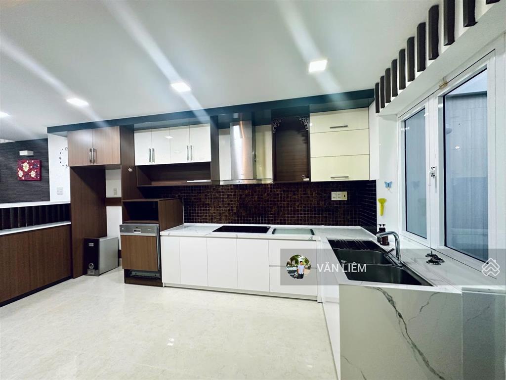 Cho thuê nhà khu đô thị phước long, nha trang diện tích 100m2 nhà 3 tầng nhà 3 phòng ngủ,