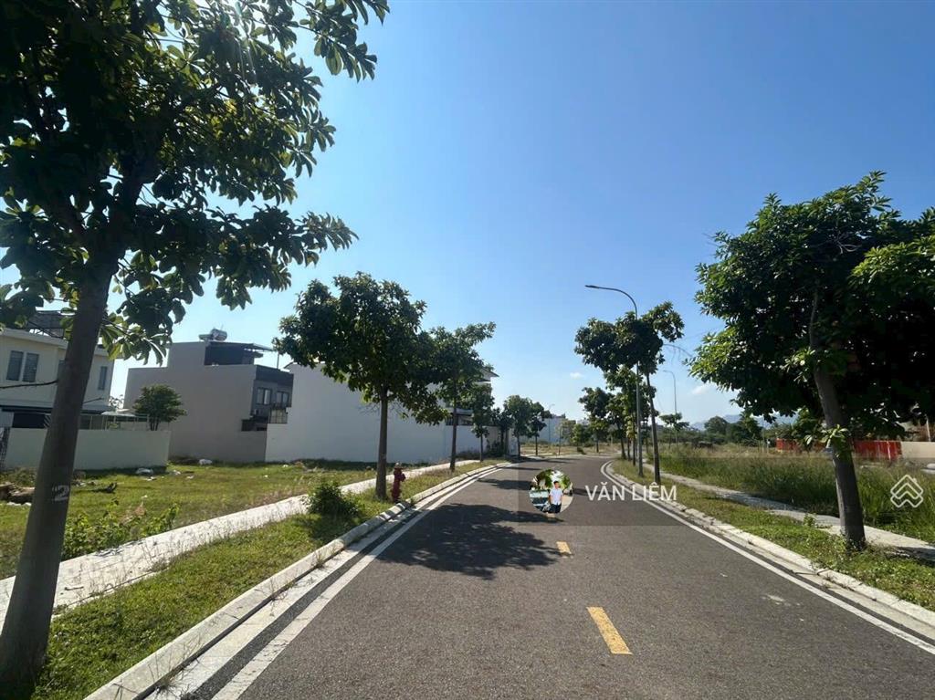 Bán lô biệt thự gói 7 kđt mỹ gia an khánh diện tích 192m (ngang 9m nở hậu) hướng tây nam