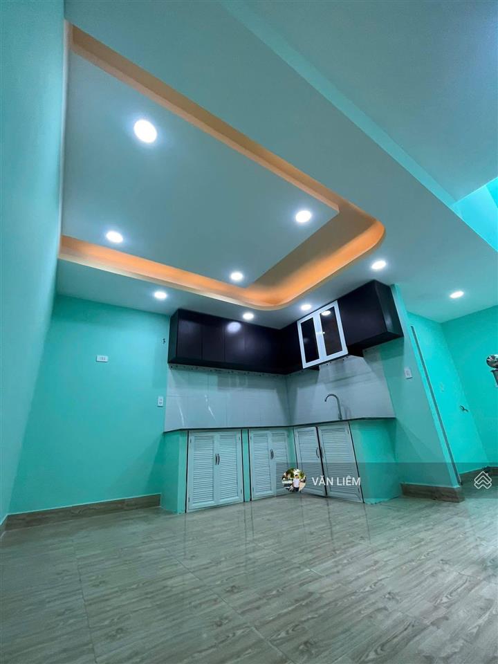 Cho thuê nhà gác lửng mới hòn rớ 2 nhà mới, sạch sẽ, thoáng mát 4 phòng ngủ