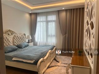 Cho thuê nhà verosa khang điền nội thất đẹp 3 phòng ngủ  0909 394 ***