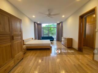 Cho thuê biệt thự riviera cove đơn lập sân vườn ngay hồ bơi  đẹp rộng