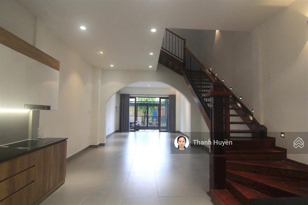 Cho thuê nhà riêng tại liên phường, 25 triệu/th, giá siêu hời chỉ với 4 phòng lớn