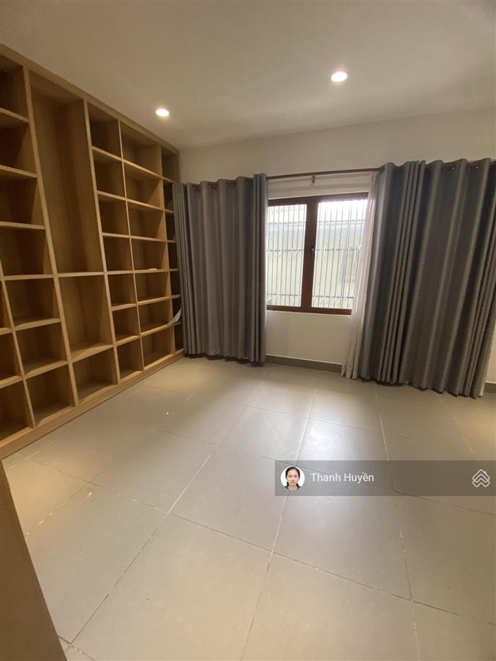 Cho thuê nhà riêng tại liên phường, 25 triệu/th, giá siêu hời chỉ với 4 phòng lớn
