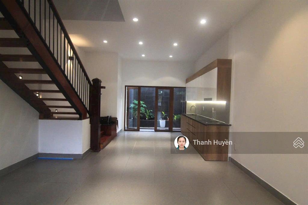 Cho thuê nhà riêng tại liên phường, 25 triệu/th, giá siêu hời chỉ với 4 phòng lớn