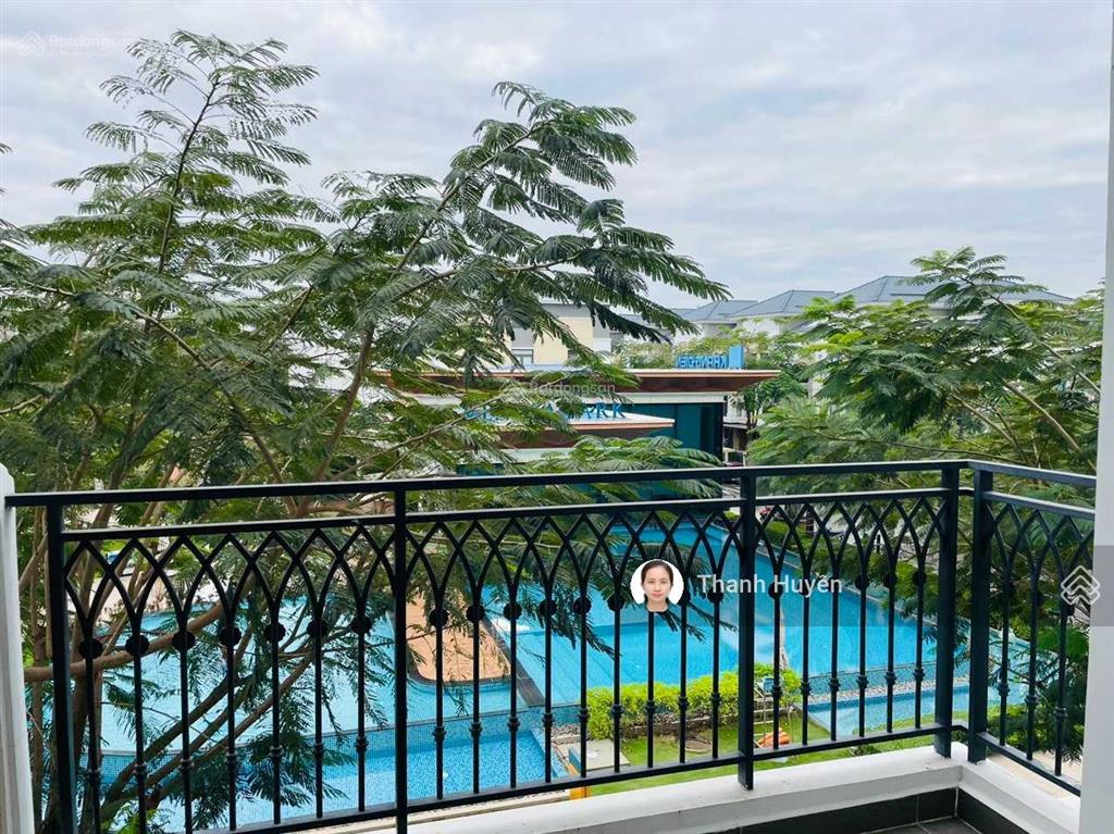 Cho thuê nhà verosa park khang điền nội thất hiện đại  mới 4 phòng