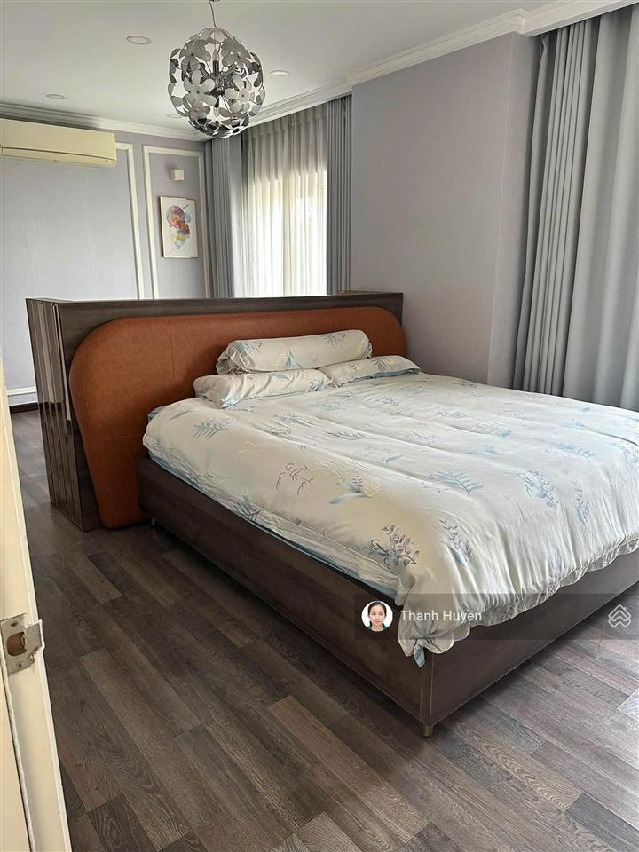 Biệt thự dt 300m2 melosa khang điền chỉ 35 triệu
