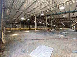 Cho thuê kho, xưởng, sân thể thao trung tâm nha trang. đáp ứng diện tích theo yêu cầu