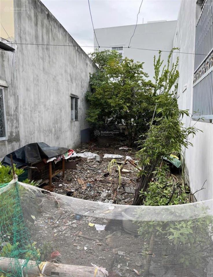 Đất đối diện chợ vĩnh hải, gần biển hòn chồng