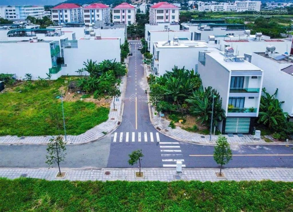 Đất khu đô thị nam vĩnh hải đường 11m