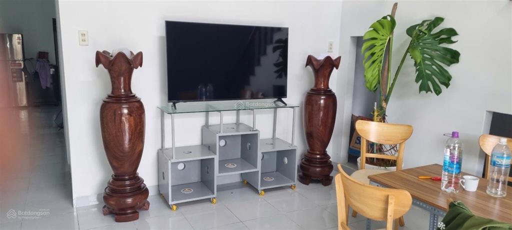 Nhà tái định cư thuỷ tú, diện tích rộng phù hợp xây biệt thự nghỉ dưỡng, căn hộ cho thuê