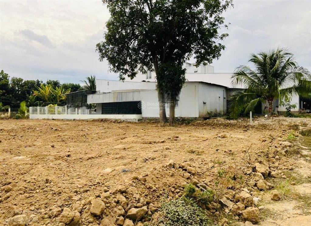 Đất view bờ kè vĩnh phương, lô đất 3 mặt tiền đẹp