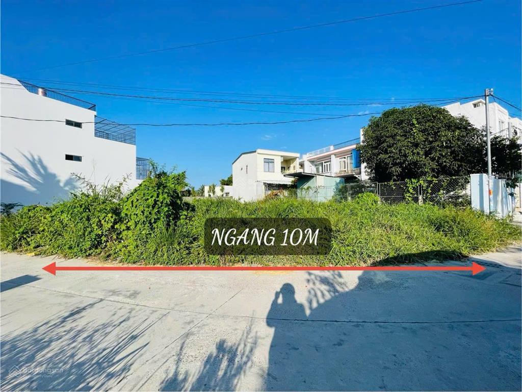 Đất đường cầu bè, gần bờ kè sông thoáng mát