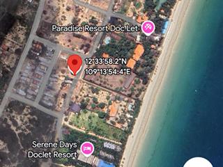 Đất ngay biển dốc lết, cạnh các khu resort