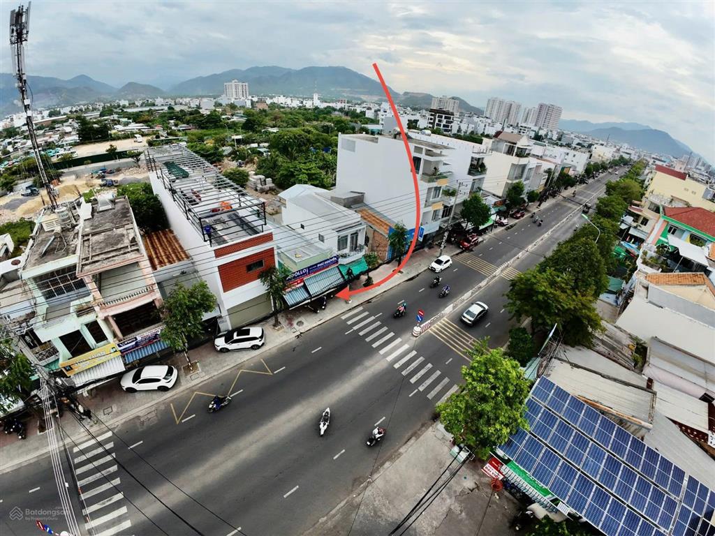 Cho thuê nhà mặt tiền lê hồng phong