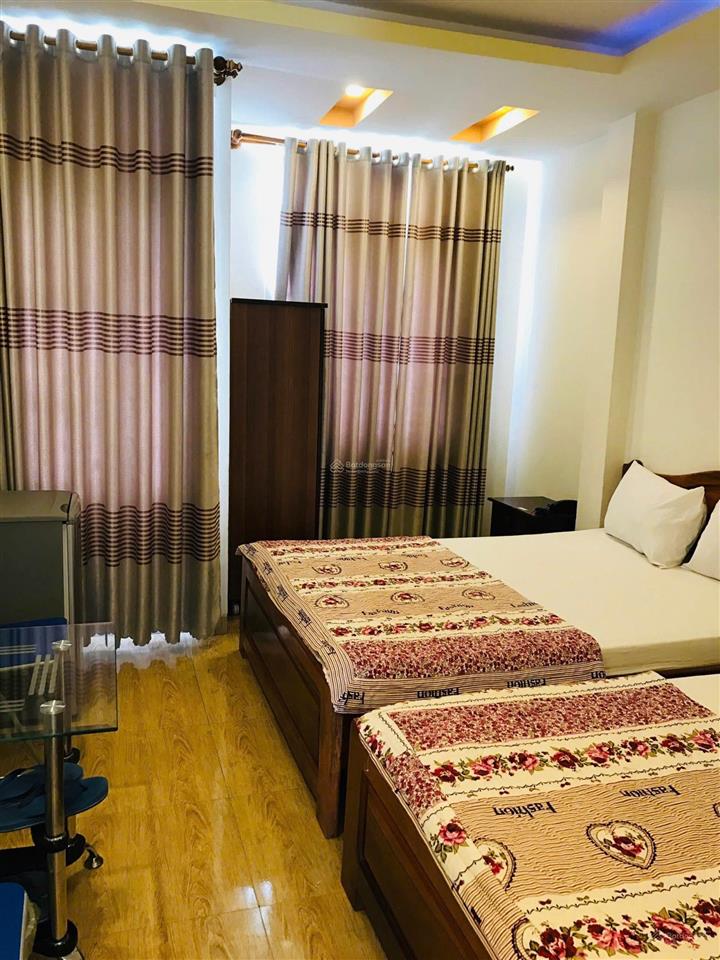 Khách sạn gần biển trần phú  nha trang