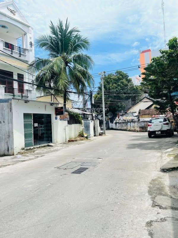 Nhà đường lương thế vinh, nam nha trang. cách biển chỉ 1km