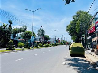 Nhà đường 23  10, mặt tiền rộng thuận tiện kinh doanh, làm showroom