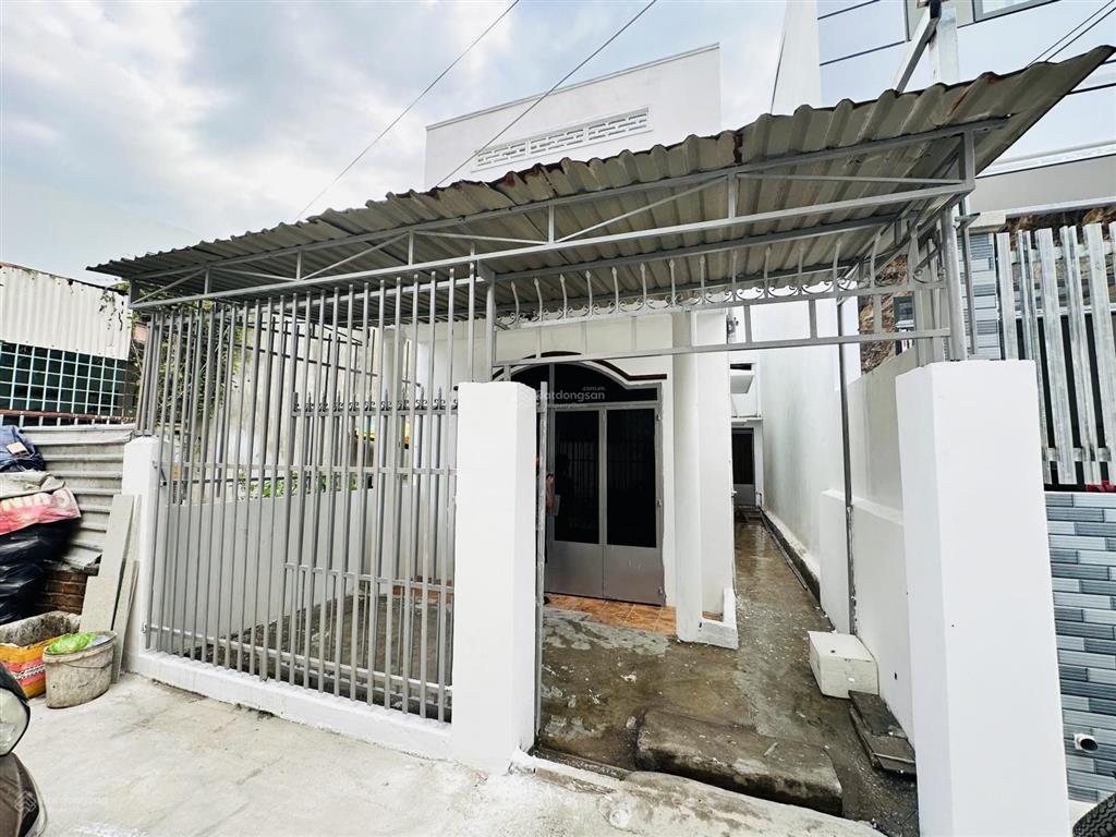 Nhà phường nam nha trang, gần chợ bình tân, bệnh viện tâm trí. cách biển